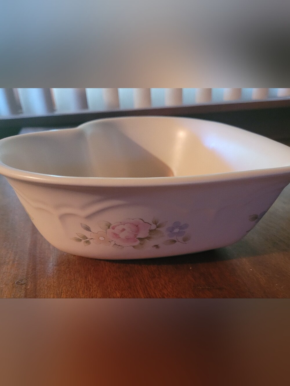 Pfaltzgraff Floral Heart Shape Serving Bowl in Cream with Pink Rose